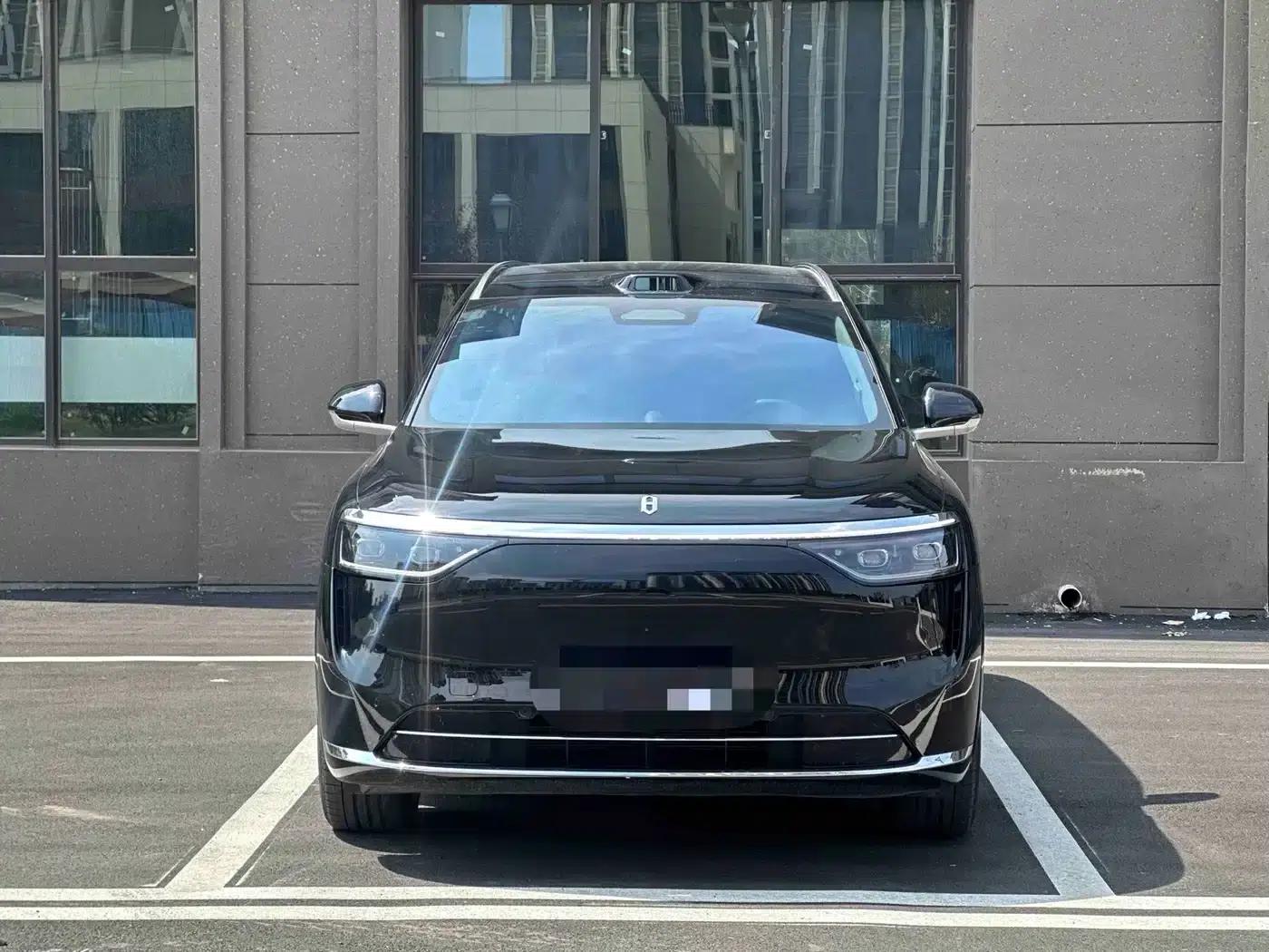 Wenjie M8 2025 Extended Range Max+ Version (53.4kWh, 5-seater, 192-line LiDAR) — миниатюра 2