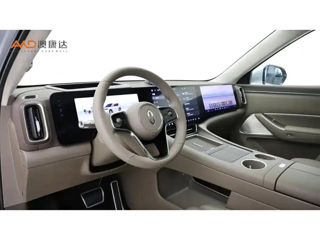 Wenjie M8/1.5T/2025/Range Extended Max+ Version 53.4kWh 5 Seats (192-line LiDAR) — миниатюра 6