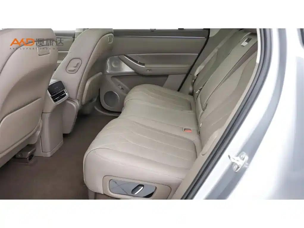 Wenjie M8/1.5T/2025/Range Extended Max+ Version 53.4kWh 5 Seats (192-line LiDAR) — миниатюра 7