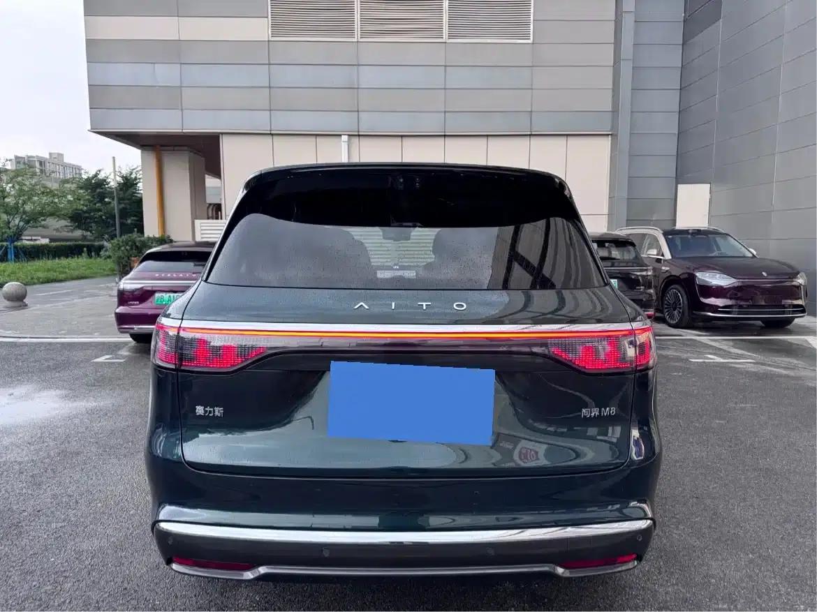 Wenjie M8 2025 Ultra Extended Range Edition (53.4kWh, 6-seater, 192-line LiDAR) — миниатюра 3
