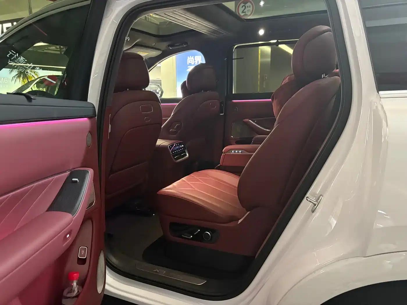 Wenjie M8 2025 Pure Electric Max+ Six-Seat Long Range Version (192-line LiDAR) — миниатюра 5