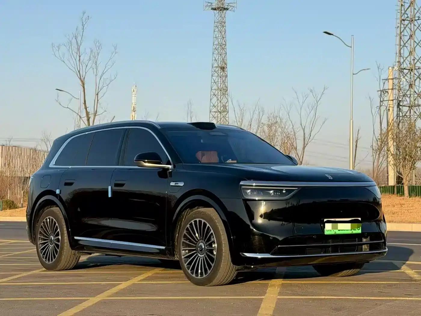 Wenjie M8 2025 Extended Range Max+ Version (53.4kWh, 6-seater, 192-line LiDAR) — миниатюра 2