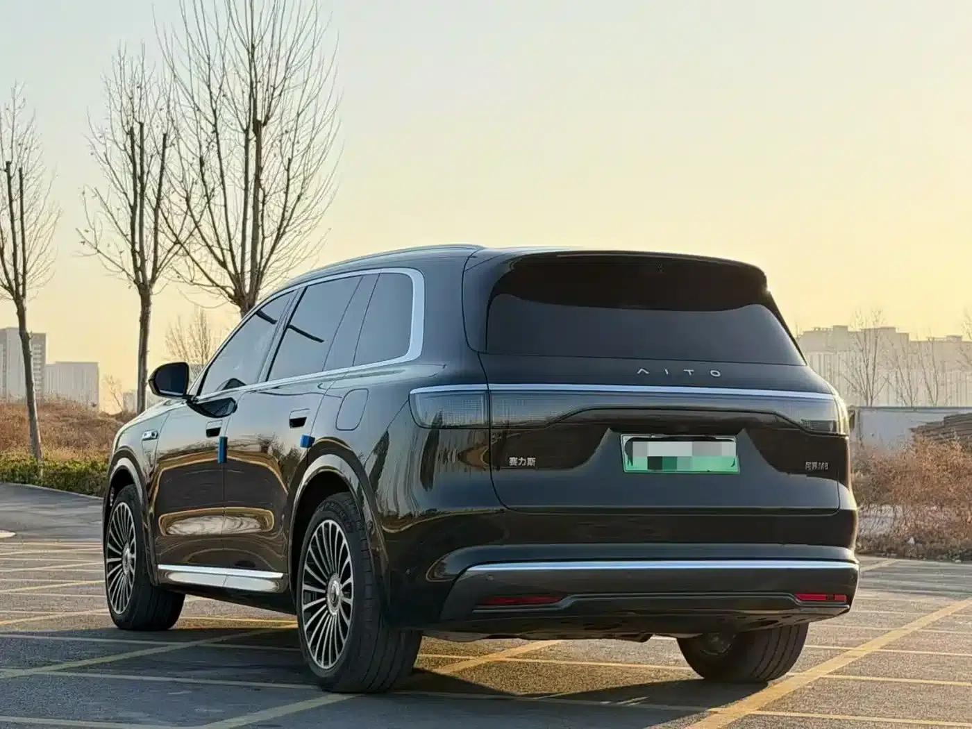 Wenjie M8 2025 Extended Range Max+ Version (53.4kWh, 6-seater, 192-line LiDAR) — миниатюра 9