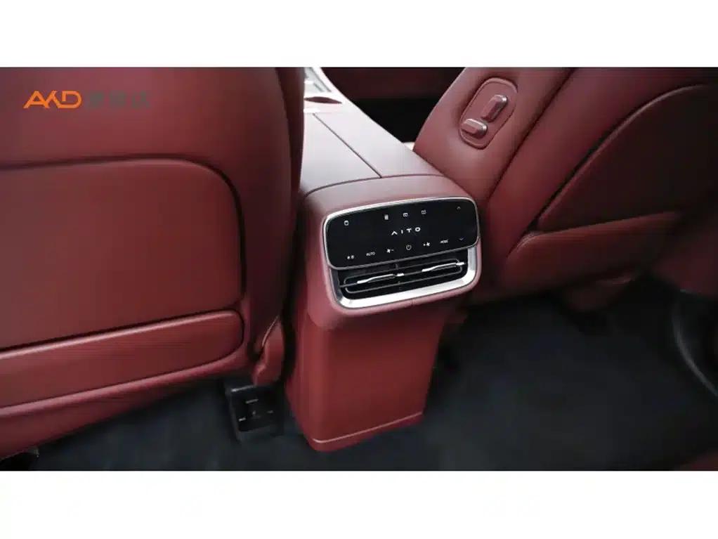 Wenjie M8/1.5T/2025/Range Extended Ultra Version 53.4kwh 5 Seats (192-line LiDAR) — миниатюра 9