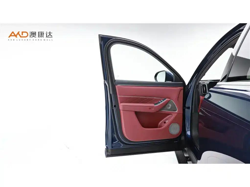 Wenjie M8/1.5T/2025/Range Extended Ultra Edition, 53.4kWh, 5 seats (192-line LiDAR) — миниатюра 10