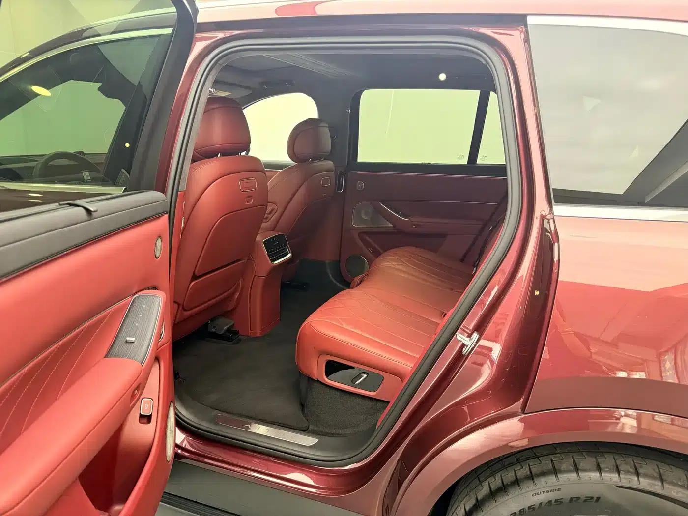 Wenjie M8 2025 Ultra Extended Range Edition (53.4kWh, 5-seater, 192-line LiDAR) — миниатюра 10