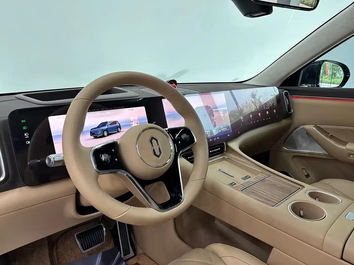Wenjie M8 2025 Ultra Extended Range Edition (53.4kWh, 6-seater, 192-line LiDAR) — миниатюра 19