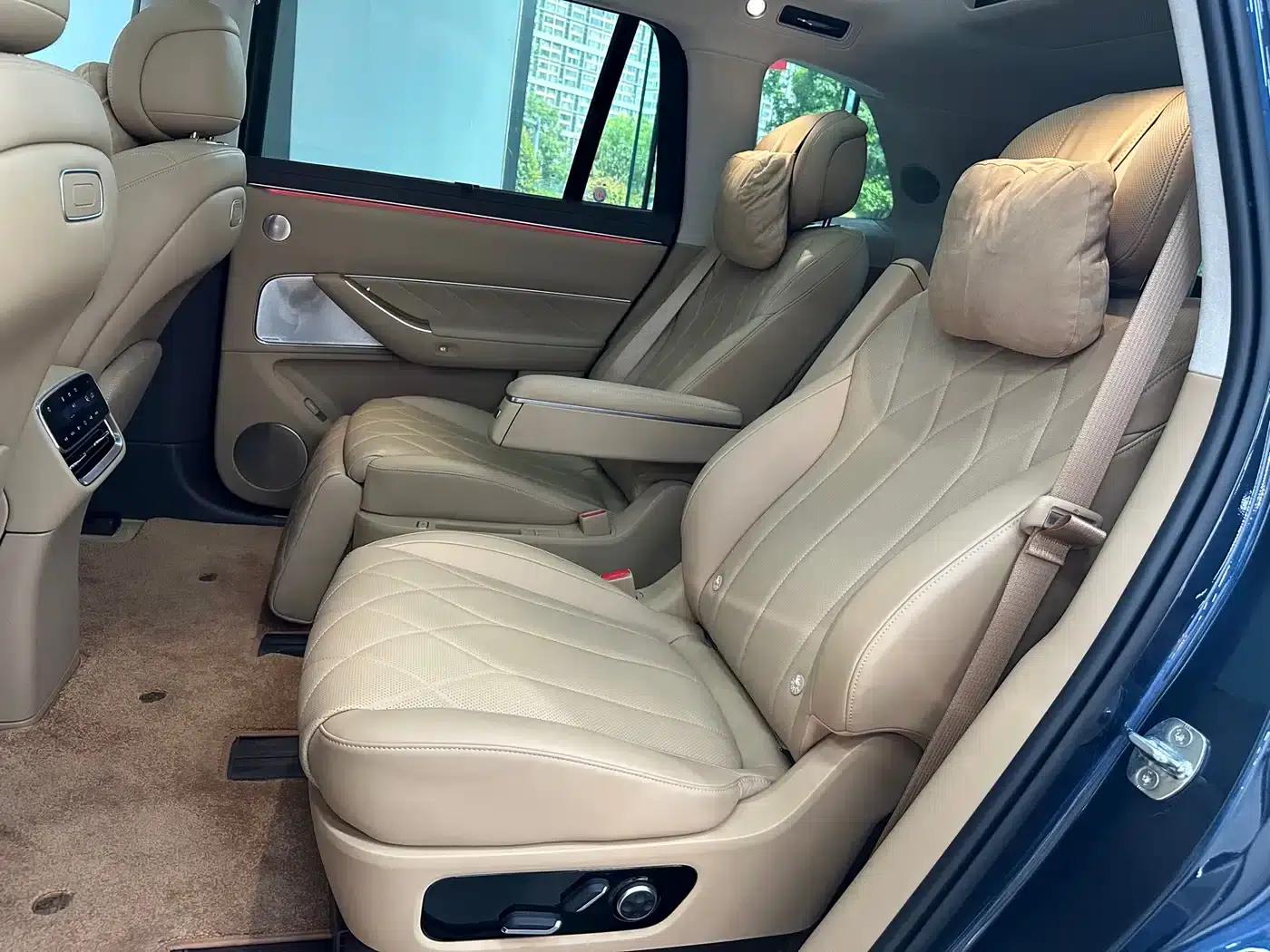 Wenjie M8 2025 Ultra Extended Range Edition (53.4kWh, 6-seater, 192-line LiDAR) — миниатюра 24