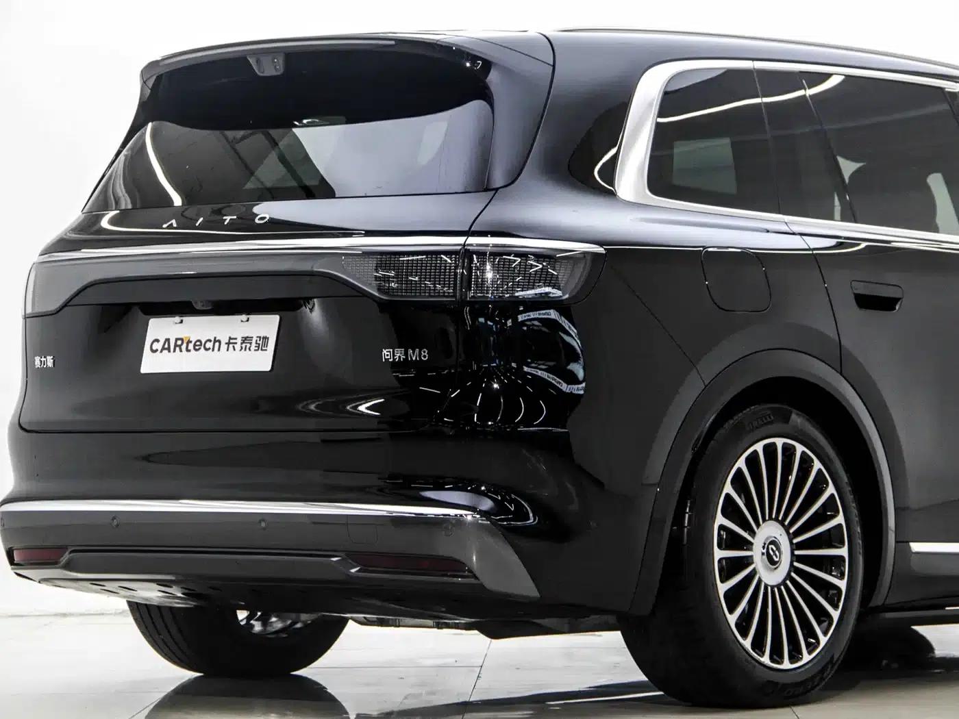 Wenjie M8 2025 Extended Range Ultra Edition 53.4kWh 5-Seat Version (192-line LiDAR) — миниатюра 21
