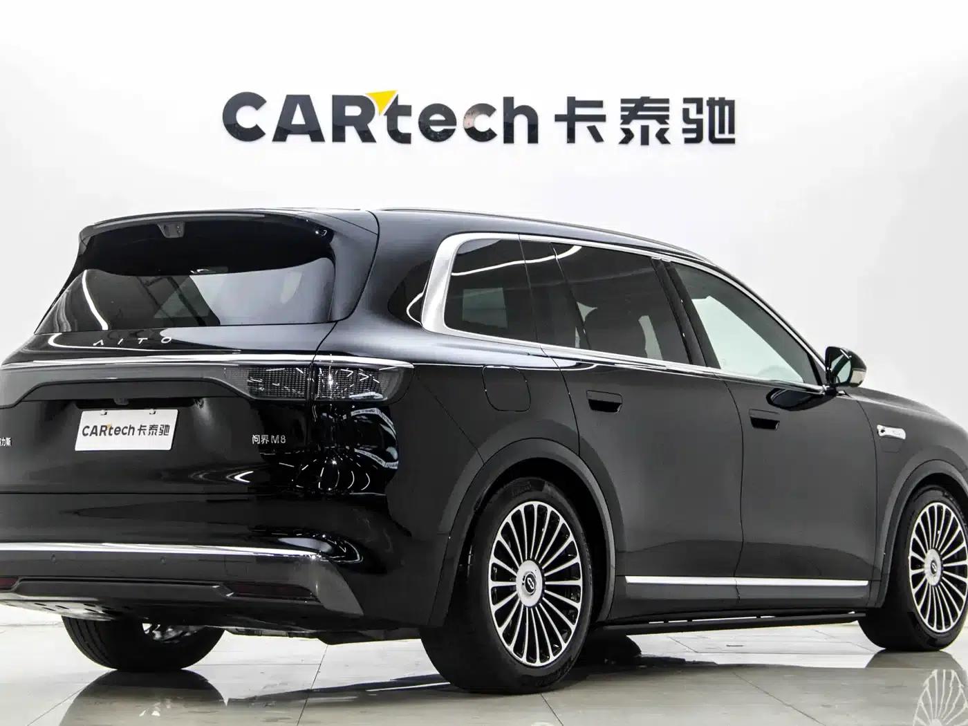 Wenjie M8 2025 Extended Range Ultra Edition 53.4kWh 5-Seat Version (192-line LiDAR) — миниатюра 27