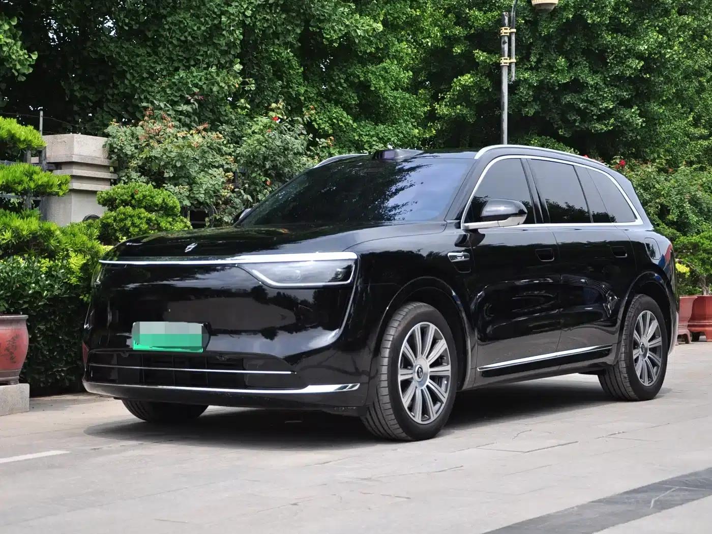 Wenjie M8 2025 Extended Range Max Edition 37kWh 5-Seat Version (192-line LiDAR) — миниатюра 1