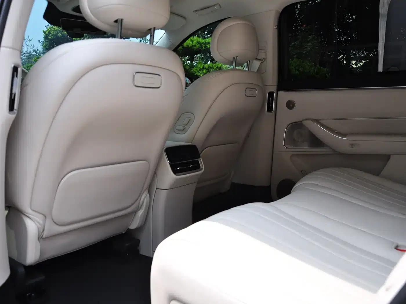 Wenjie M8 2025 Extended Range Max Edition 37kWh 5-Seat Version (192-line LiDAR) — миниатюра 7