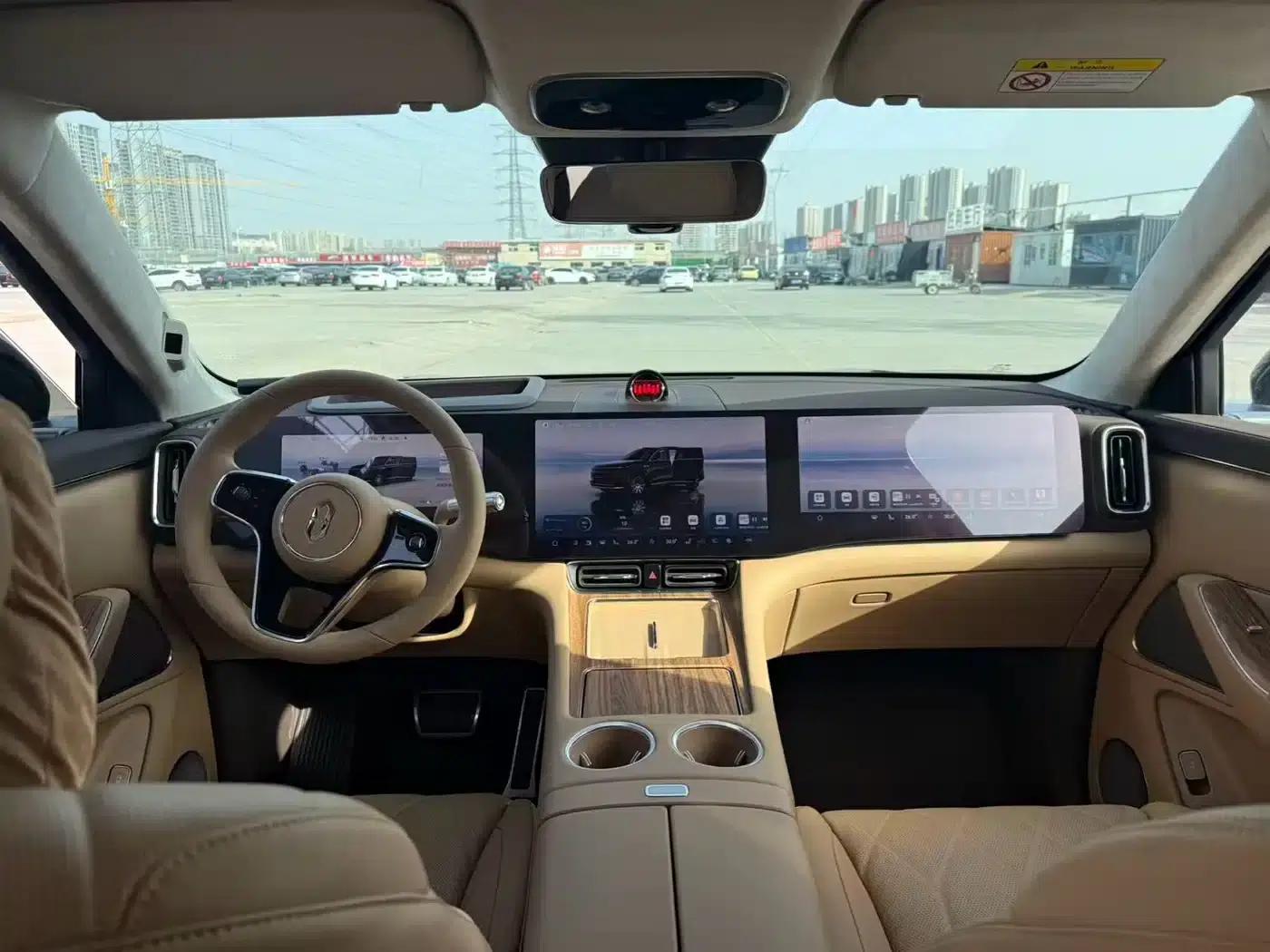 Wenjie M8 2025 Extended Range Max+ Version 53.4kWh 6-Seat Version (192-line LiDAR) — миниатюра 6