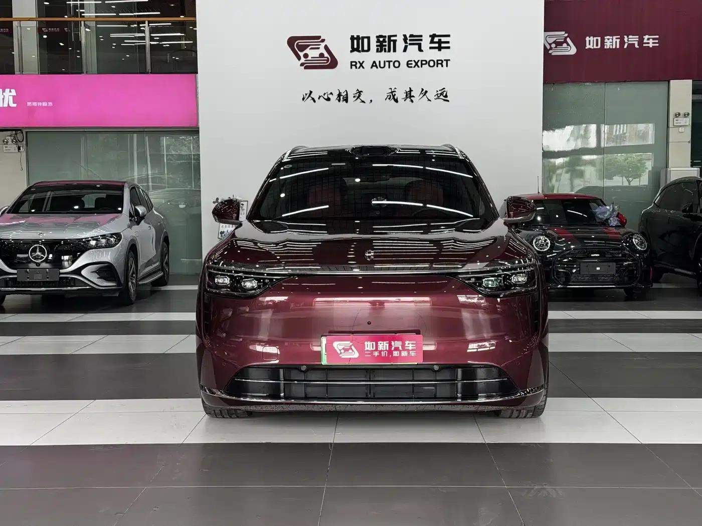 Wenjie M8 2025 Extended Range Ultra Edition 53.4kWh 5-Seat Version (192-line LiDAR) — миниатюра 2