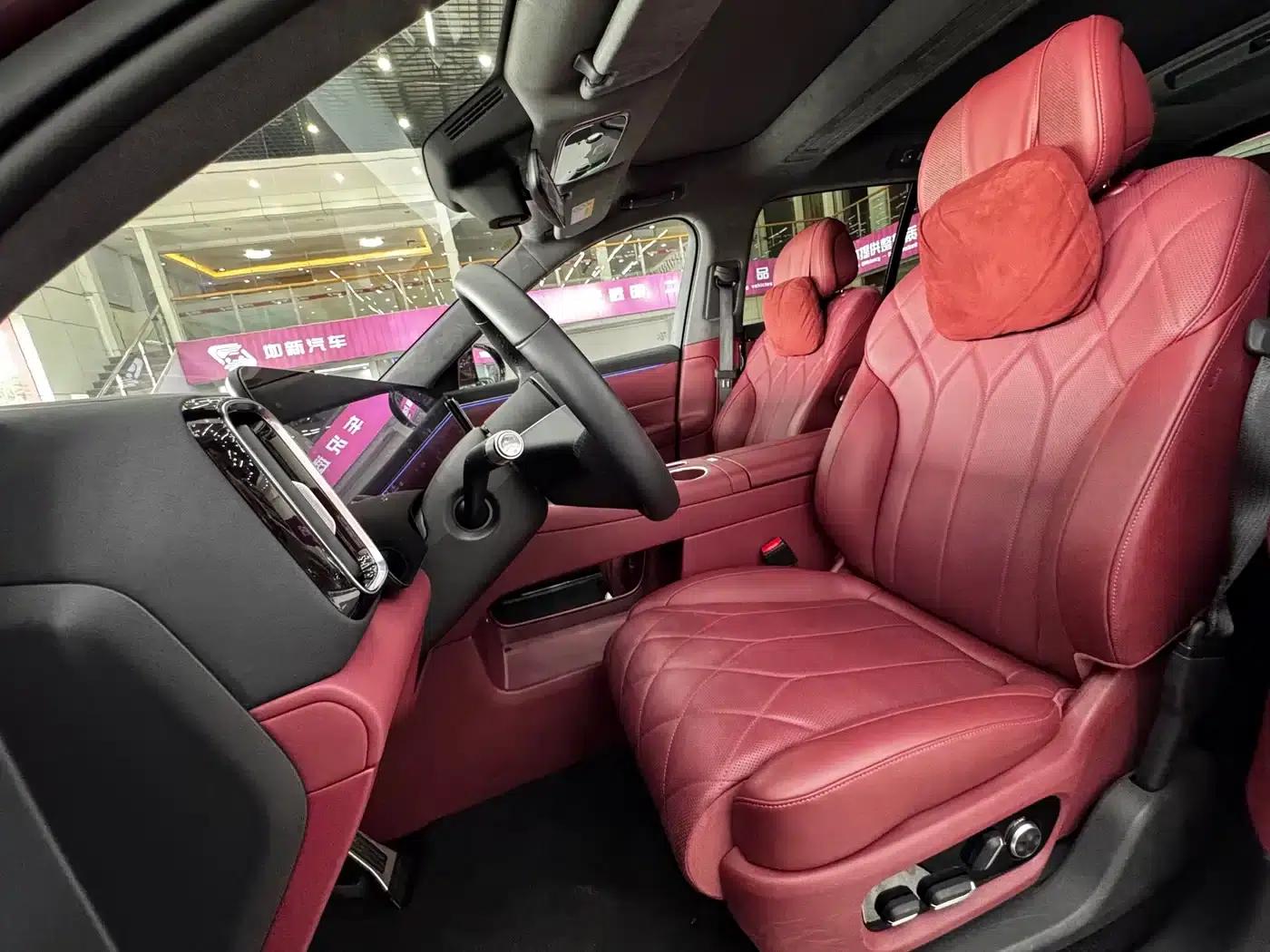Wenjie M8 2025 Extended Range Ultra Edition 53.4kWh 5-Seat Version (192-line LiDAR) — миниатюра 11