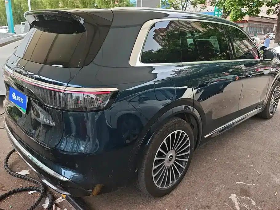 Wenjie M8 2025 Range Extended Ultra Edition 53.4kWh 6-Seat Version (192-line LiDAR) — миниатюра 3