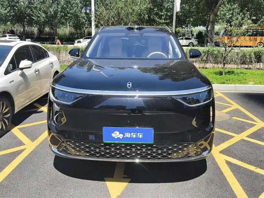 Wenjie M8 2025 Range Extended Max+ Version 53.4kWh 5-Seat Version (192-line LiDAR) — миниатюра 2