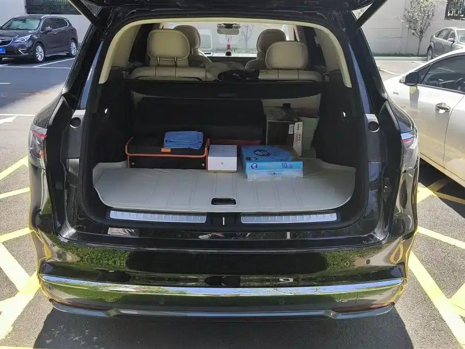 Wenjie M8 2025 Range Extended Max+ Version 53.4kWh 5-Seat Version (192-line LiDAR) — миниатюра 4