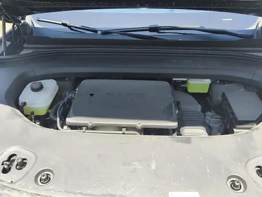Wenjie M8 2025 Range Extended Max+ Version 53.4kWh 5-Seat Version (192-line LiDAR) — миниатюра 10