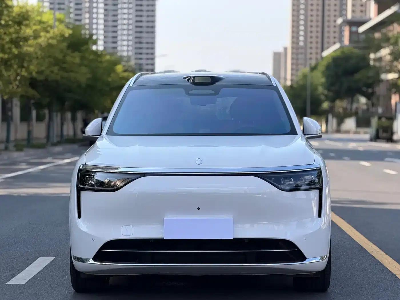 Wenjie M8 2025 Extended Range Max+ Version (53.4kWh, 5-seater, 192-line LiDAR) — миниатюра 2
