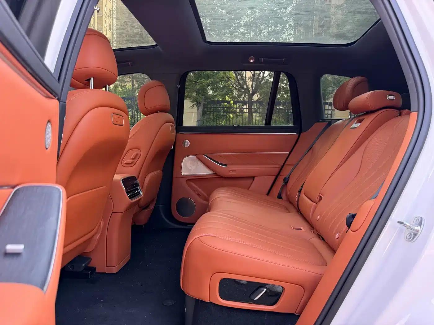 Wenjie M8 2025 Extended Range Max+ Version (53.4kWh, 5-seater, 192-line LiDAR) — миниатюра 9
