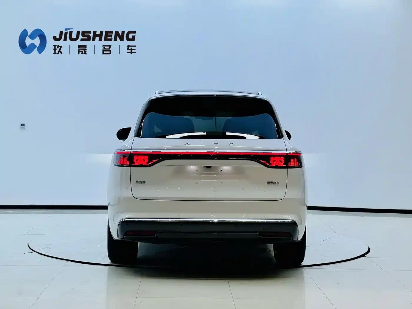 Wenjie M8 2025 Extended Range Max+ Version (53.4kWh, 6-seater, 192-line LiDAR) — миниатюра 3
