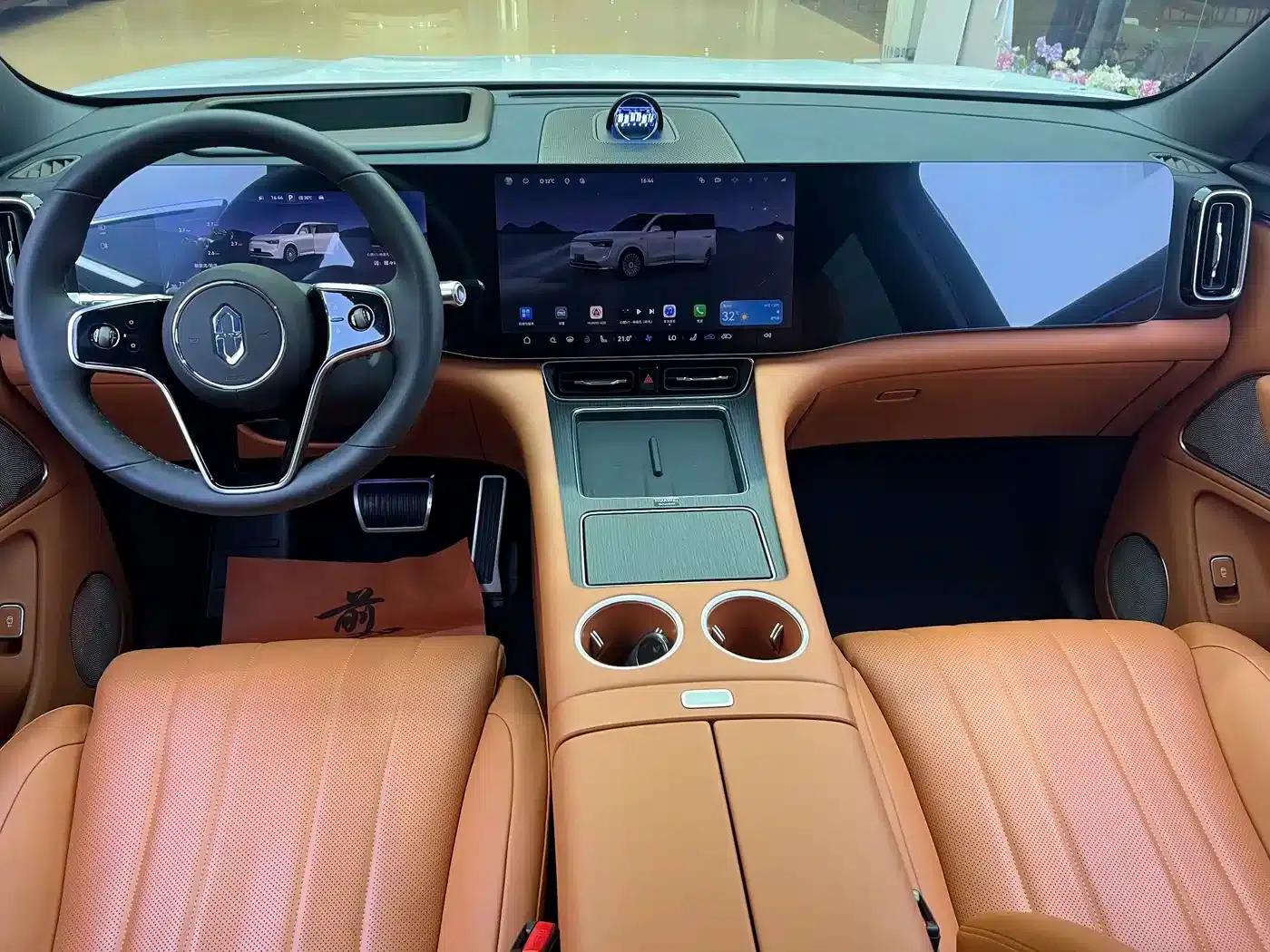 Wenjie M8 2025 Extended Range Max+ Version (53.4kWh, 6-seater, 192-line LiDAR) — миниатюра 6