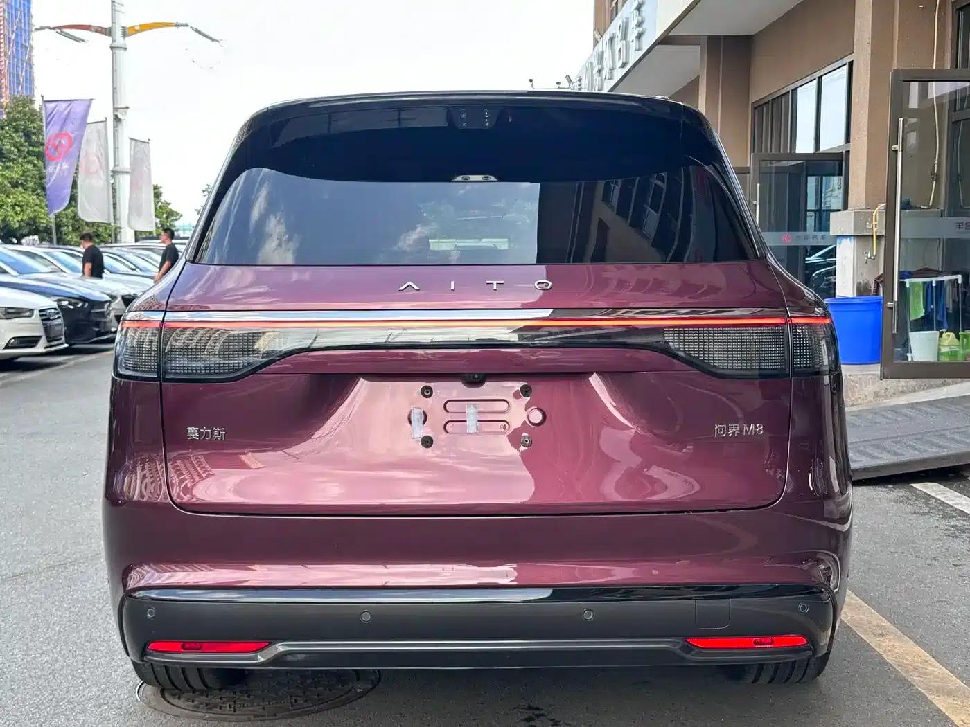 Wenjie M8 2025 Ultra Extended Range Edition (53.4kWh, 6-seater, 192-line LiDAR) — миниатюра 4