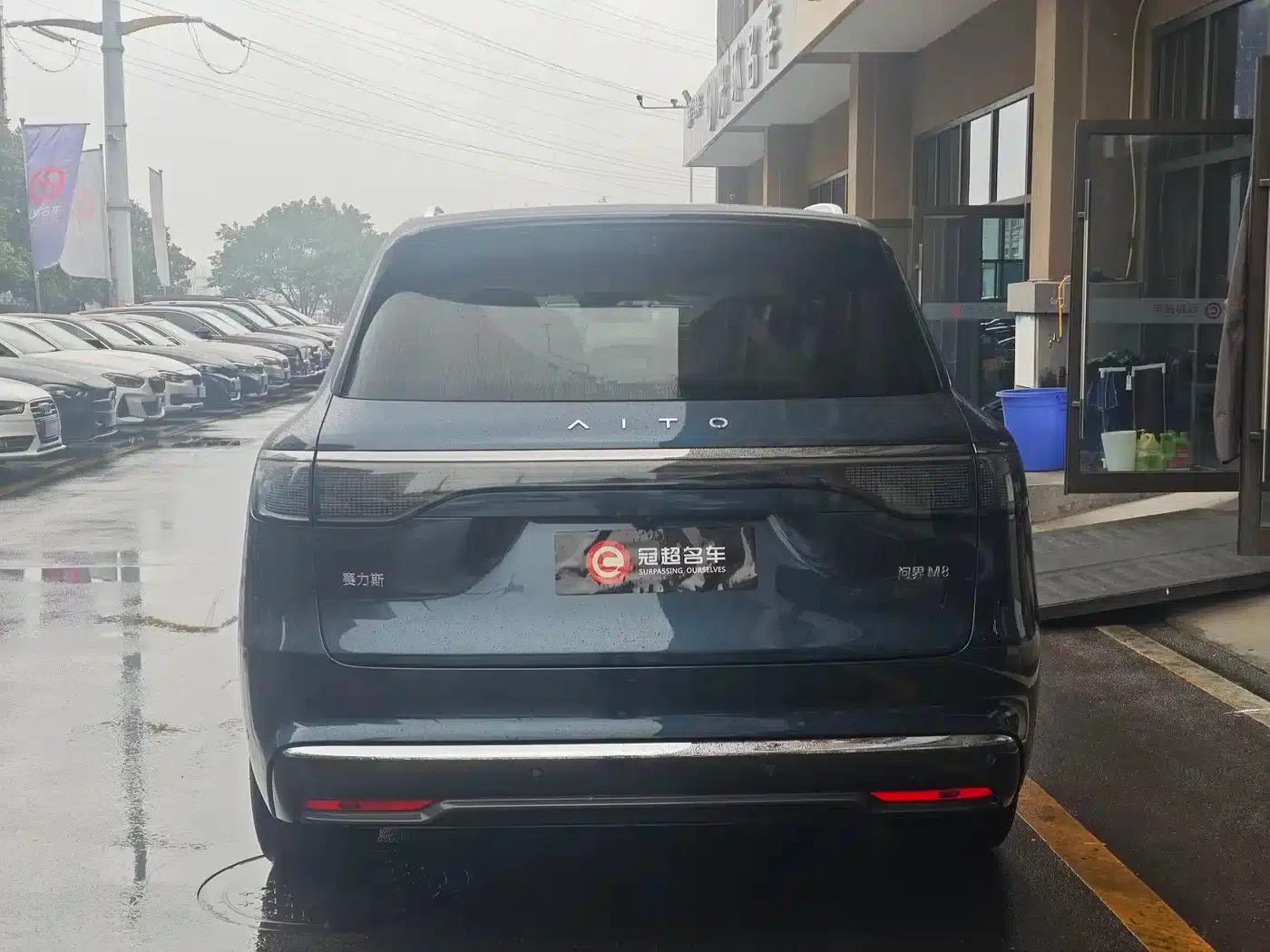 Wenjie M8 2025 Range Extended Ultra Edition 53.4kWh 6-Seat Version (192-line LiDAR) — миниатюра 5