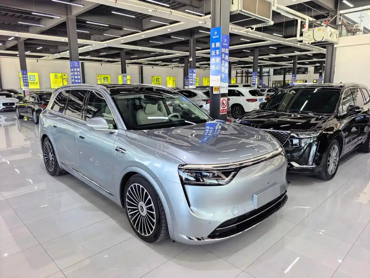 Wenjie M8 2025 Ultra Extended Range Edition (53.4kWh, 6-seater, 192-line LiDAR) — миниатюра 3
