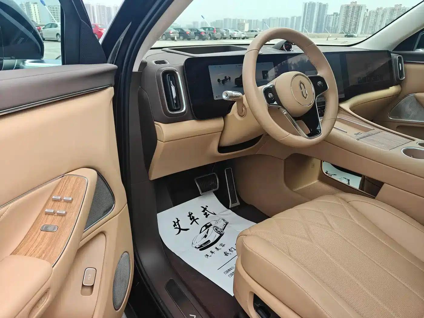 Wenjie M8 2025 Ultra Extended Range Edition (53.4kWh, 6-seater, 192-line LiDAR) — миниатюра 11