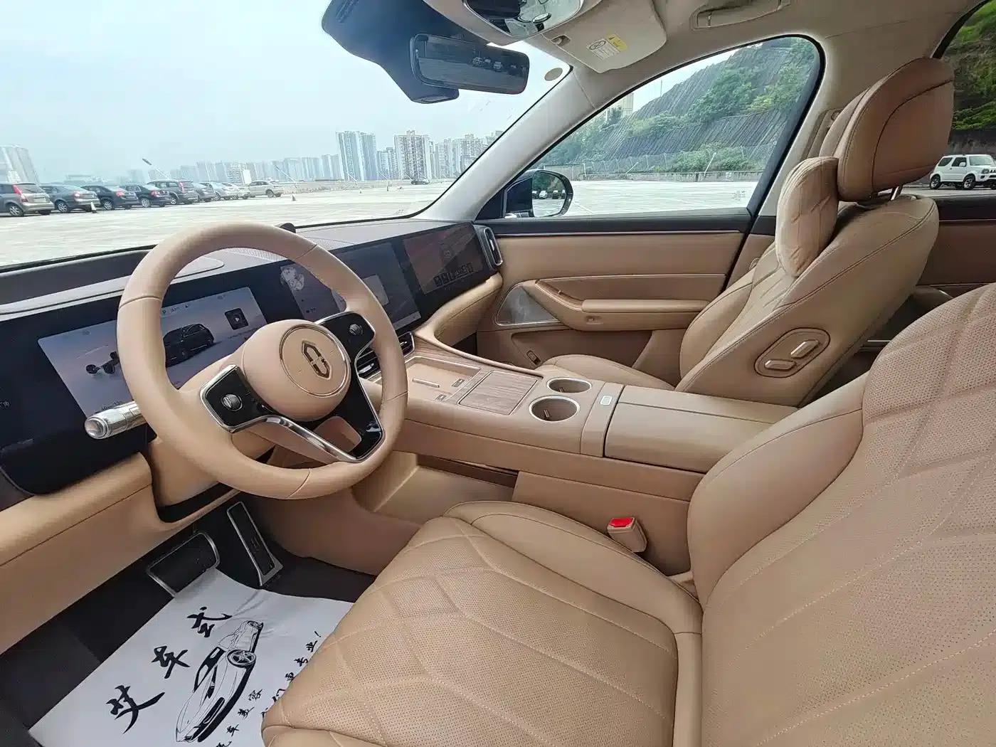 Wenjie M8 2025 Ultra Extended Range Edition (53.4kWh, 6-seater, 192-line LiDAR) — миниатюра 12