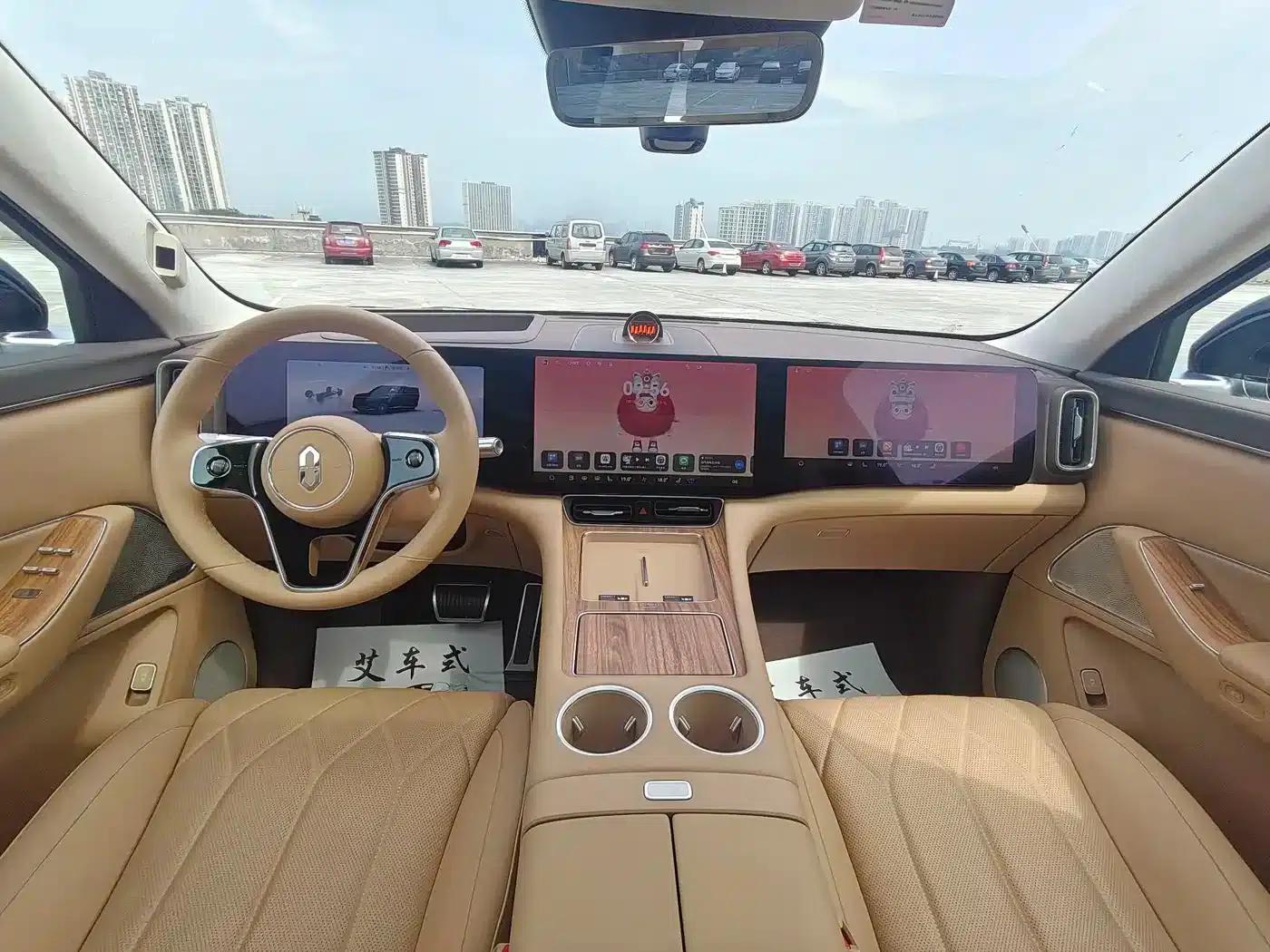 Wenjie M8 2025 Ultra Extended Range Edition (53.4kWh, 6-seater, 192-line LiDAR) — миниатюра 17