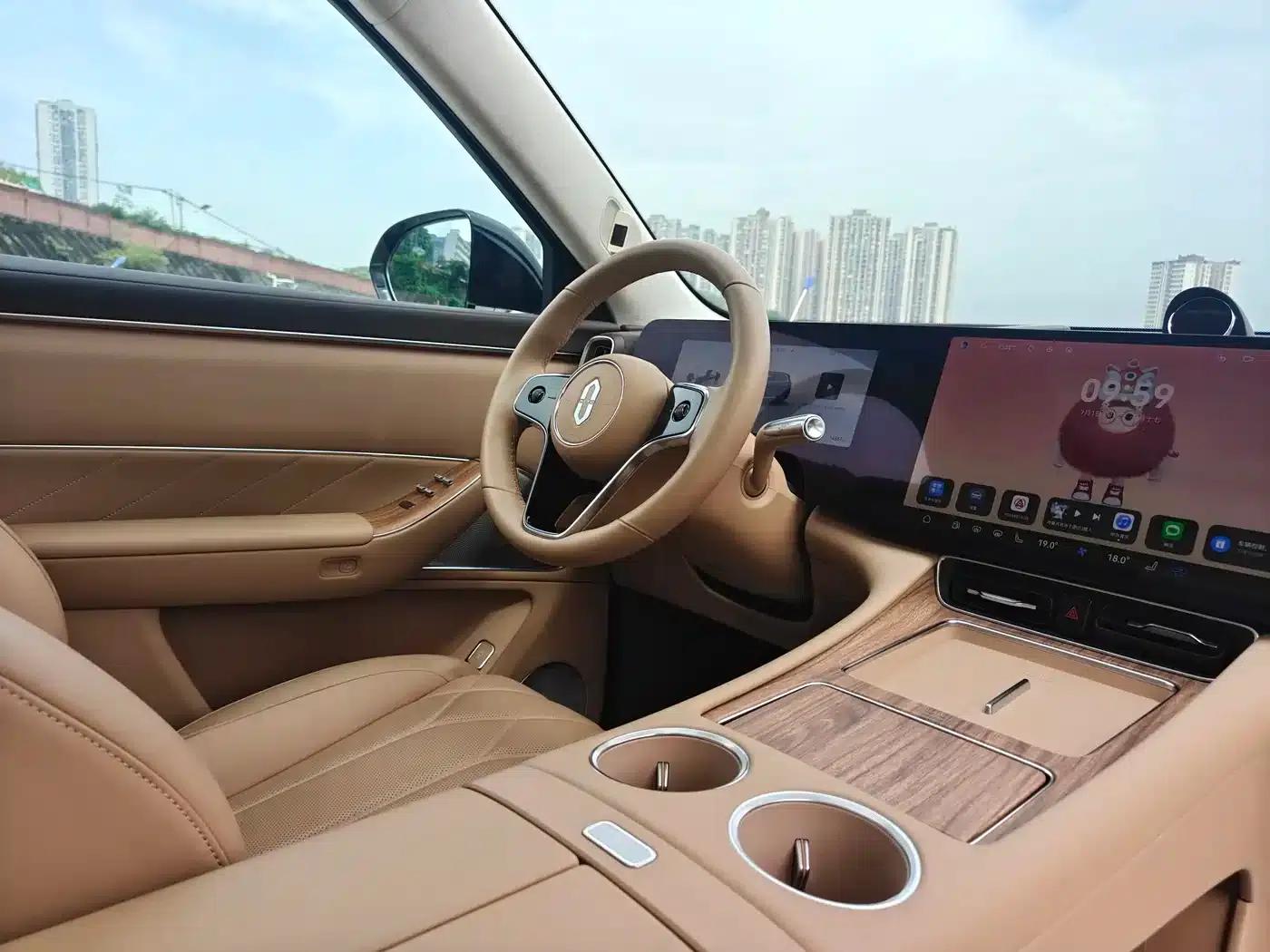 Wenjie M8 2025 Ultra Extended Range Edition (53.4kWh, 6-seater, 192-line LiDAR) — миниатюра 25