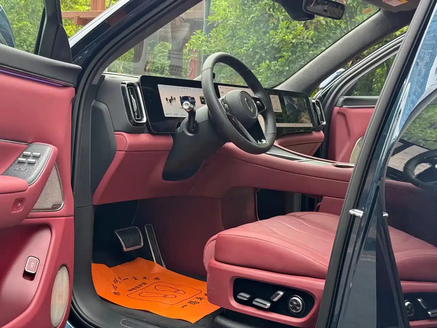 Wenjie M8 2025 Ultra Extended Range Edition (53.4kWh, 5-seater, 192-line LiDAR) — миниатюра 4