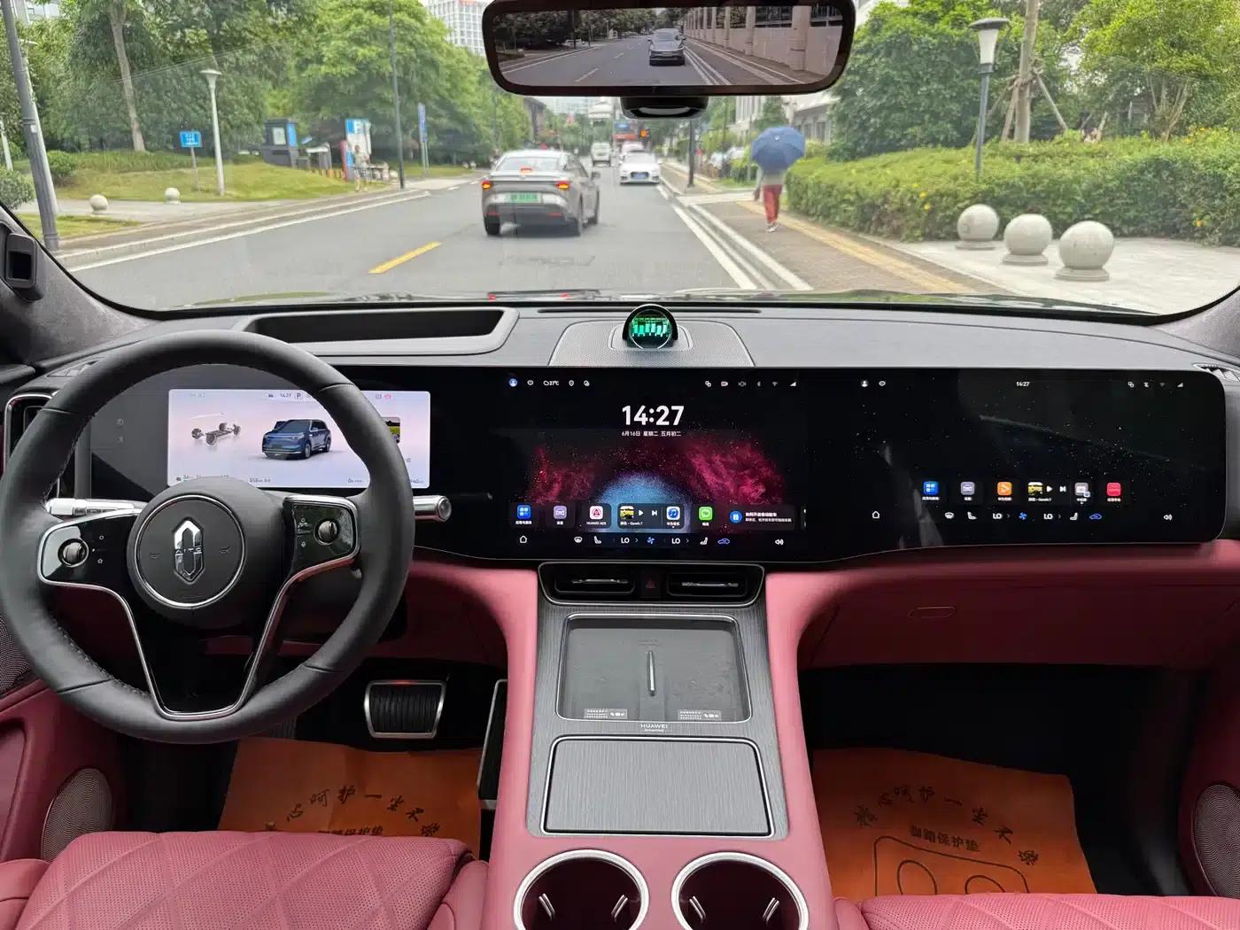 Wenjie M8 2025 Ultra Extended Range Edition (53.4kWh, 5-seater, 192-line LiDAR) — миниатюра 6
