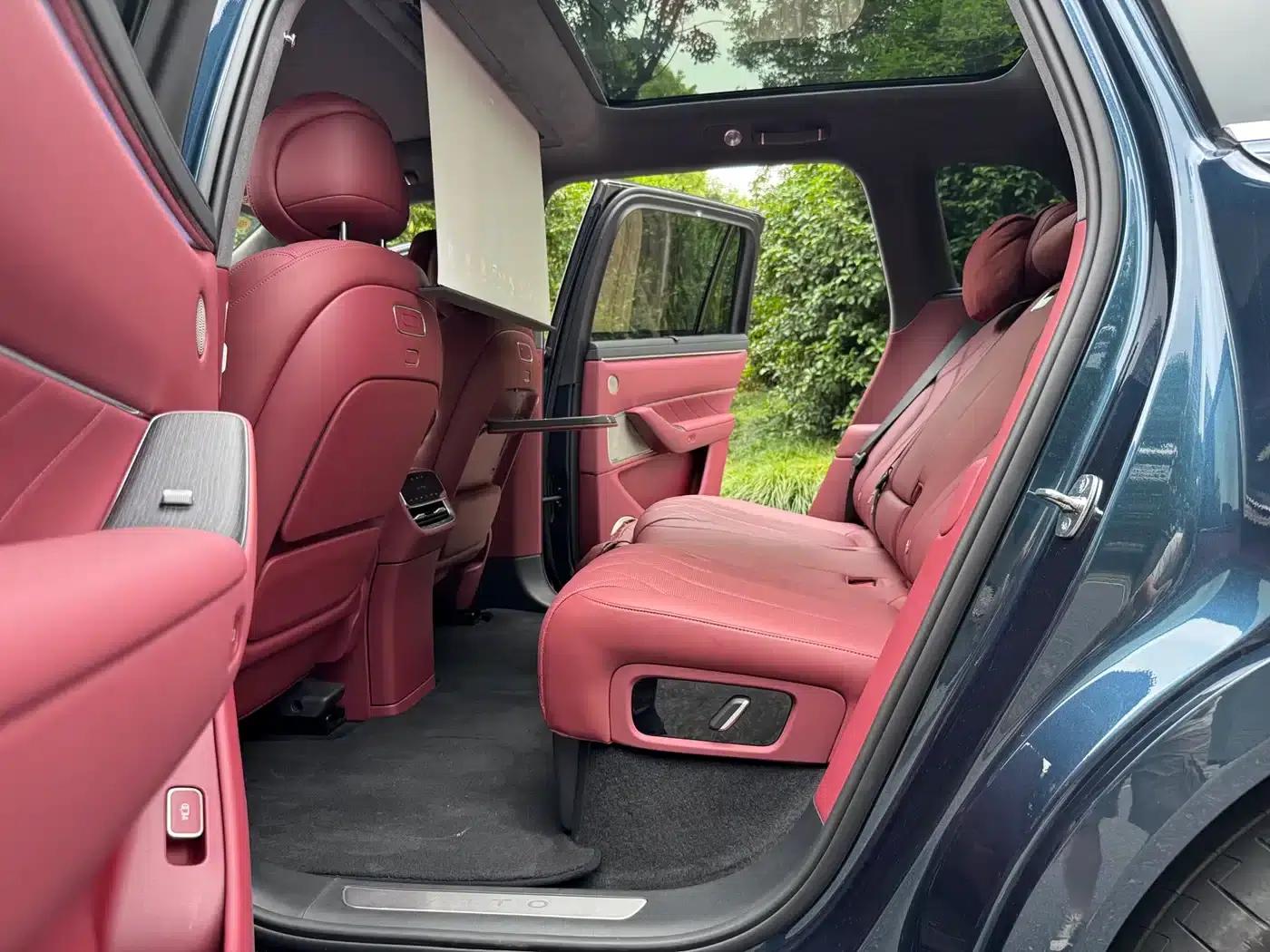 Wenjie M8 2025 Ultra Extended Range Edition (53.4kWh, 5-seater, 192-line LiDAR) — миниатюра 8