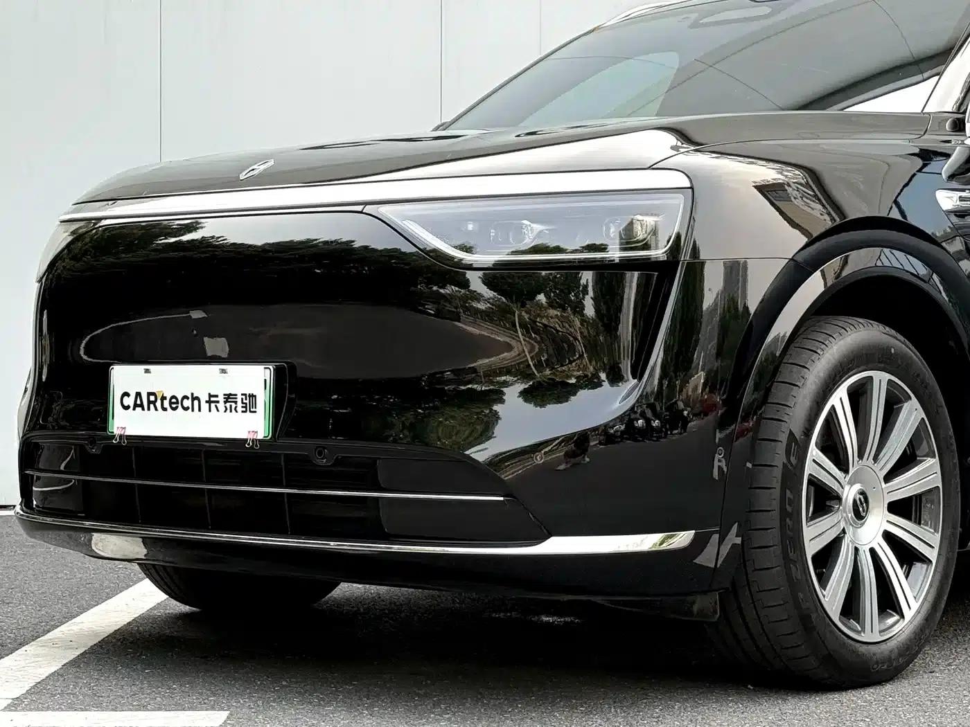 Wenjie M8 2025 Range Extended Max+ Version 53.4kWh 5-Seat Version (192-line LiDAR) — миниатюра 20