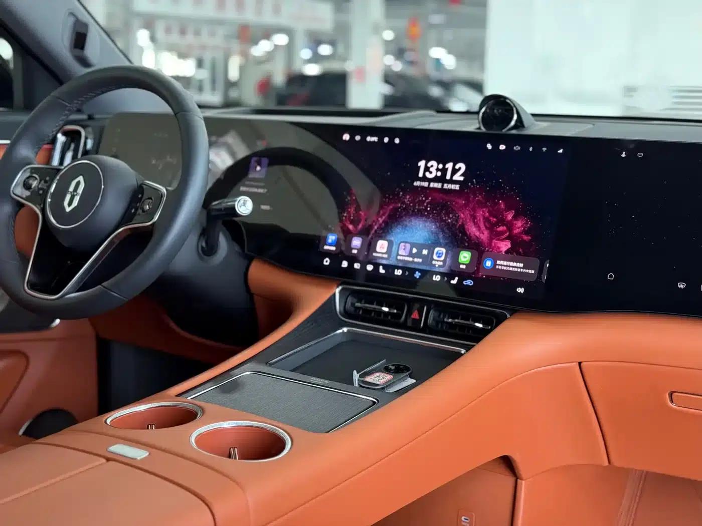 Wenjie M8 2025 Extended Range Max+ Version (53.4kWh, 5-seater, 192-line LiDAR) — миниатюра 5