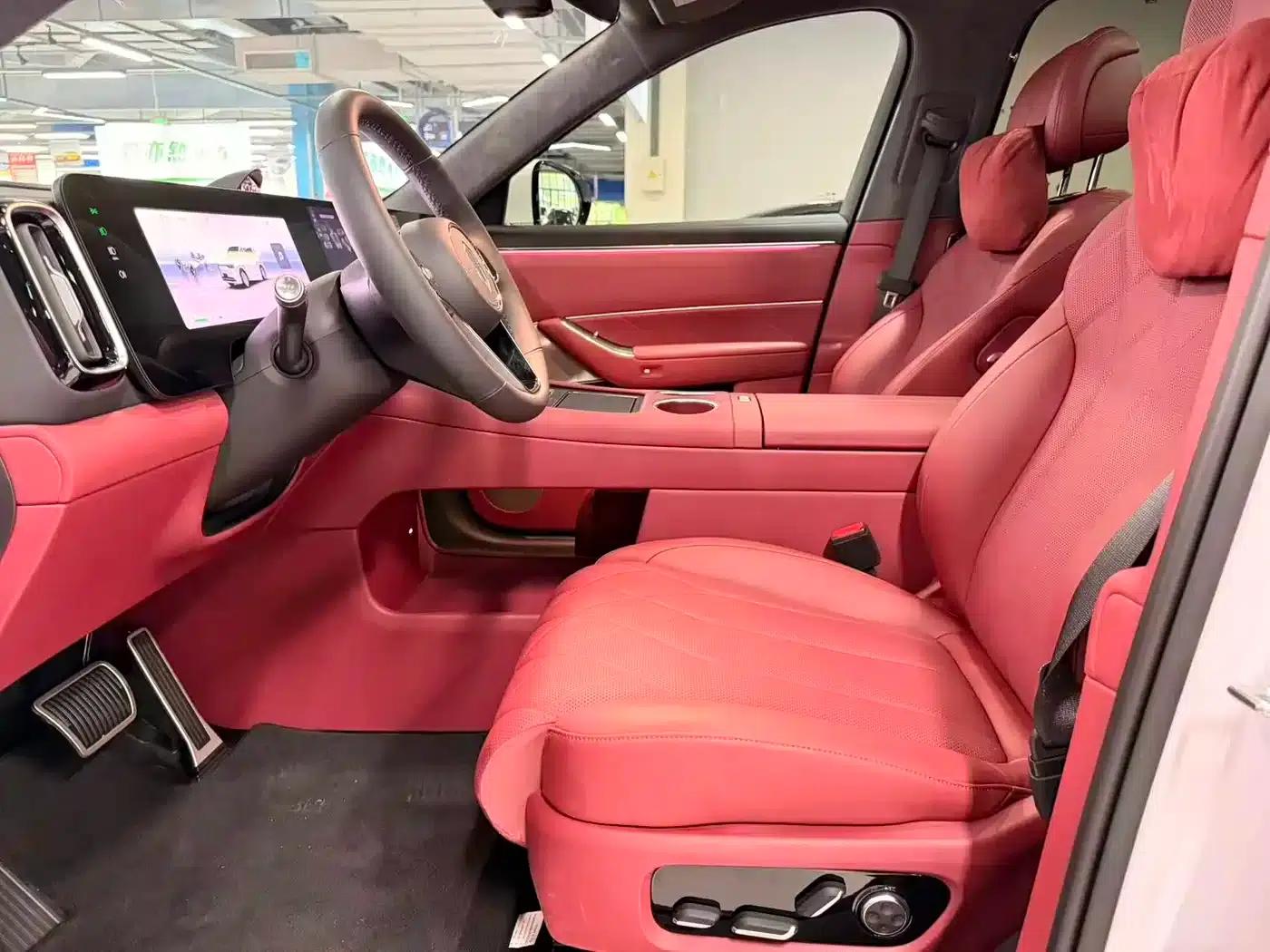 Wenjie M8 2025 Extended Range Max+ Version (53.4kWh, 5-seater, 192-line LiDAR) — миниатюра 4