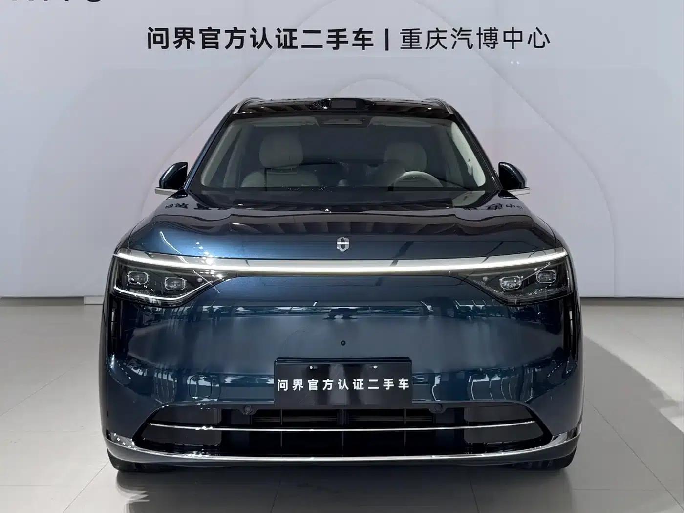 Wenjie M8 2025 Extended Range Max+ Version 53.4kWh 6-Seat Version (192-line LiDAR) — миниатюра 2
