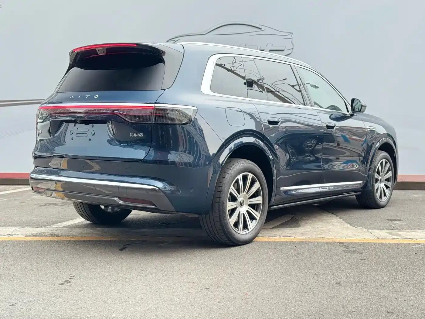 Wenjie M8 2025 Extended Range Max+ Version (53.4kWh, 6-seater, 192-line LiDAR) — миниатюра 6