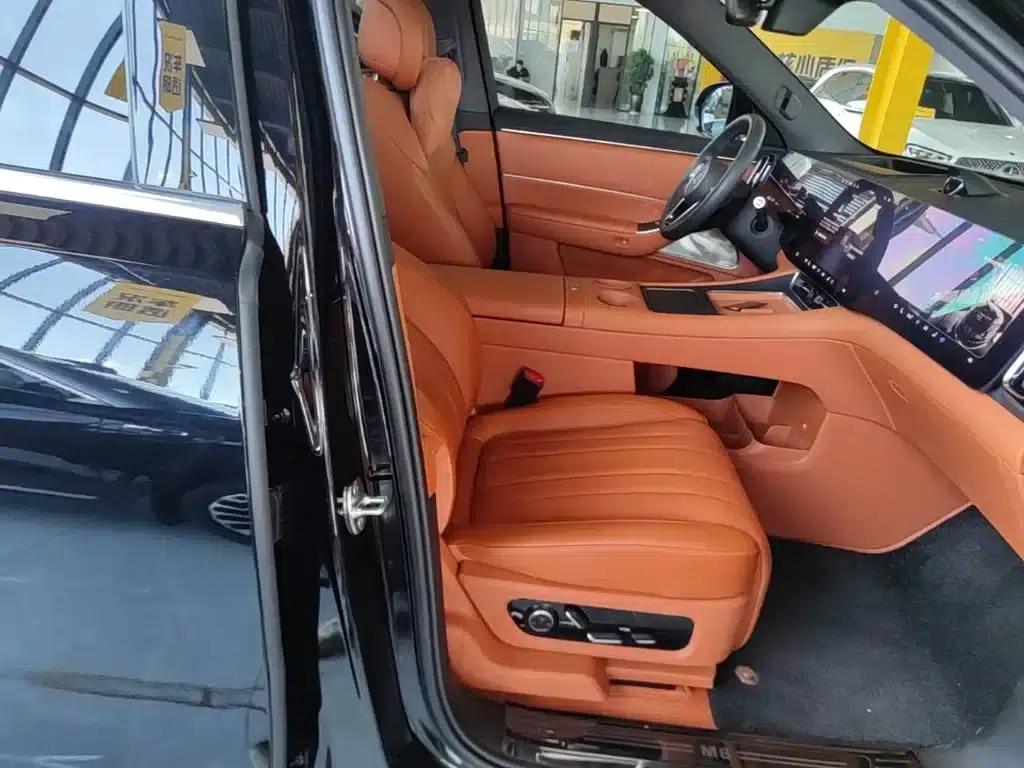 Wenjie M8 2025 Range Extended Max+ Version 53.4kWh 5-Seat Version (192-line LiDAR) — миниатюра 25