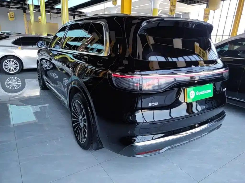 Wenjie M8 2025 Range Extended Max+ Version 53.4kWh 5-Seat Version (192-line LiDAR) — миниатюра 5