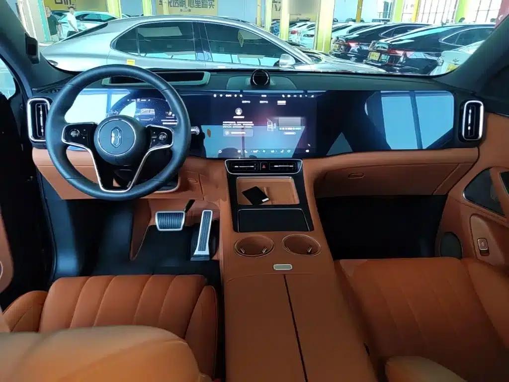 Wenjie M8 2025 Range Extended Max+ Version 53.4kWh 5-Seat Version (192-line LiDAR) — миниатюра 10