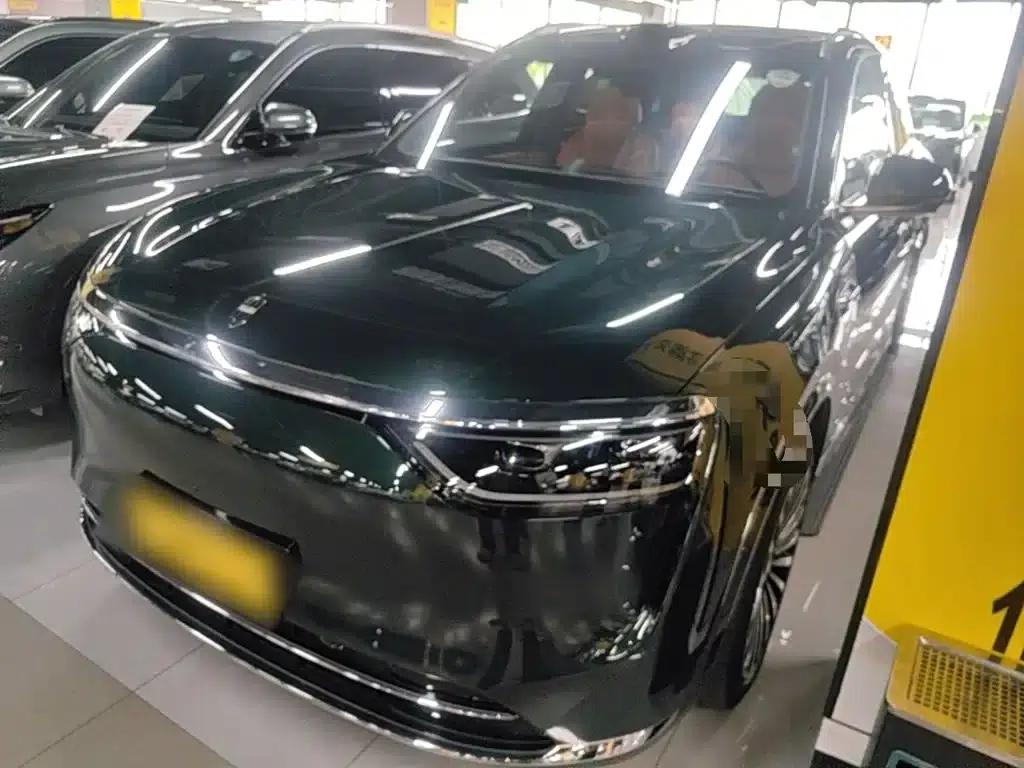Wenjie M8 2025 Range Extended Ultra Edition 53.4kWh 6-Seat Version (192-line LiDAR) — миниатюра 2