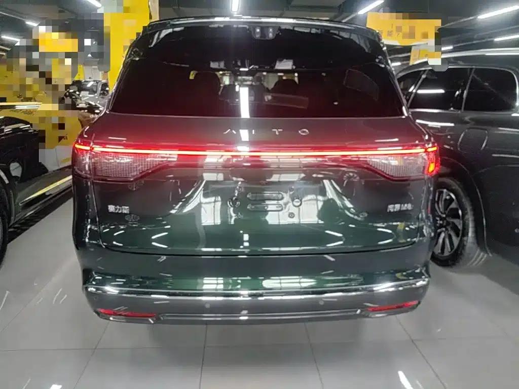 Wenjie M8 2025 Range Extended Ultra Edition 53.4kWh 6-Seat Version (192-line LiDAR) — миниатюра 6