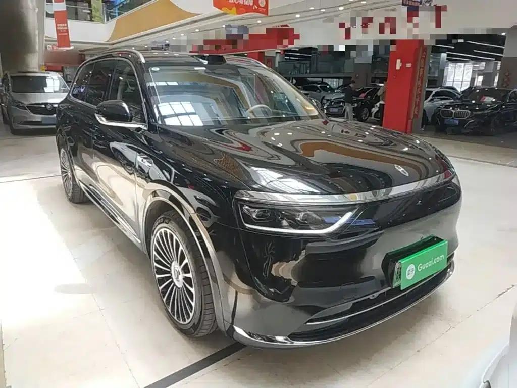 Wenjie M8 2025 Range Extended Ultra Edition 53.4kWh 6-Seat Version (192-line LiDAR) — миниатюра 4