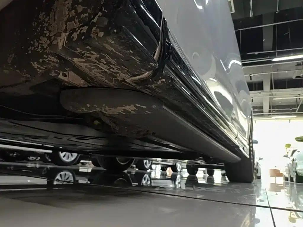 Wenjie M8 2025 Extended Range Max+ Version 53.4kWh 6-Seat Version (192-line LiDAR) — миниатюра 22