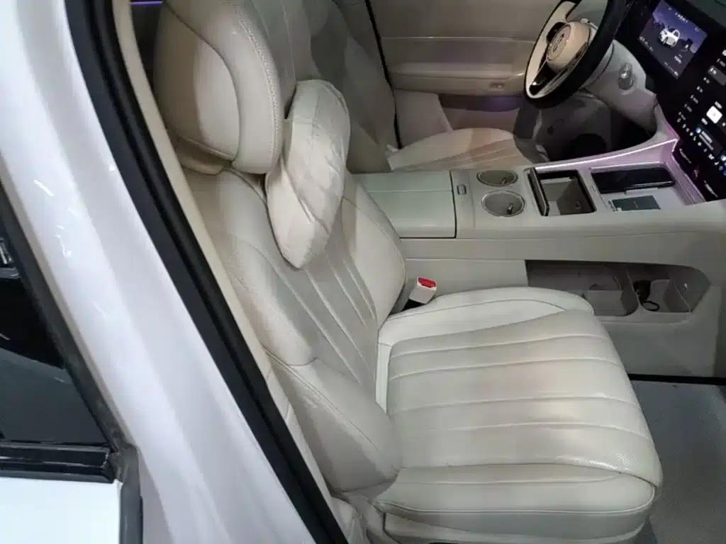 Wenjie M8 2025 Extended Range Max+ Version 53.4kWh 6-Seat Version (192-line LiDAR) — миниатюра 25